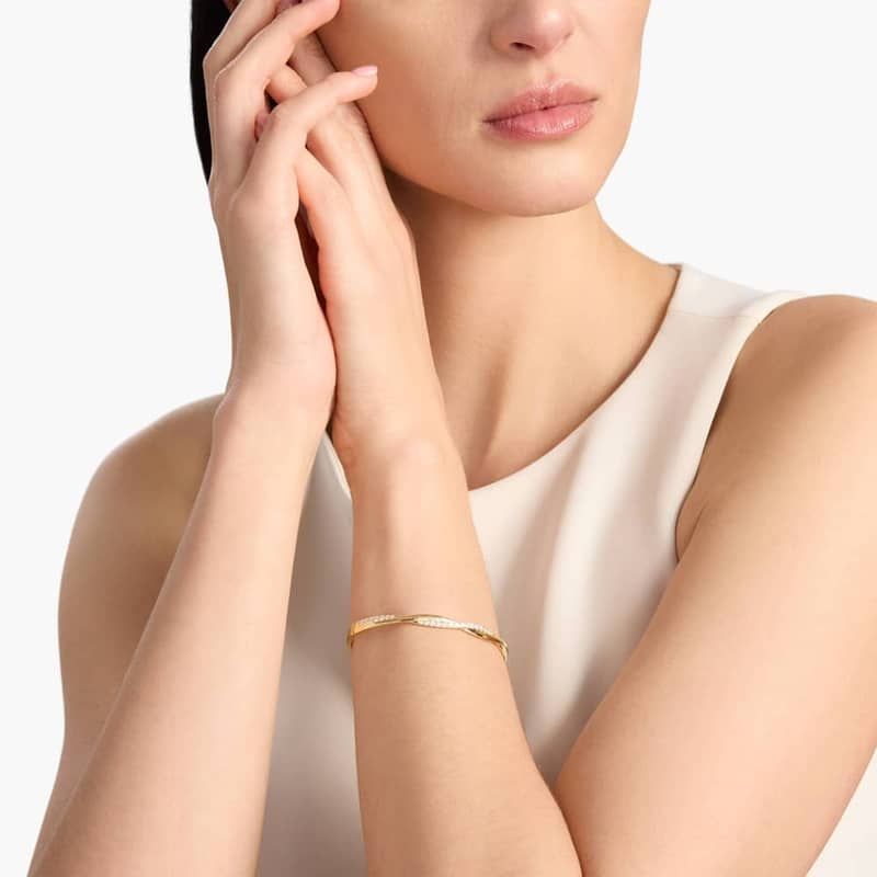 Twisting Diamond Bangle in 14k Yellow Gold (1 ct. tw.)