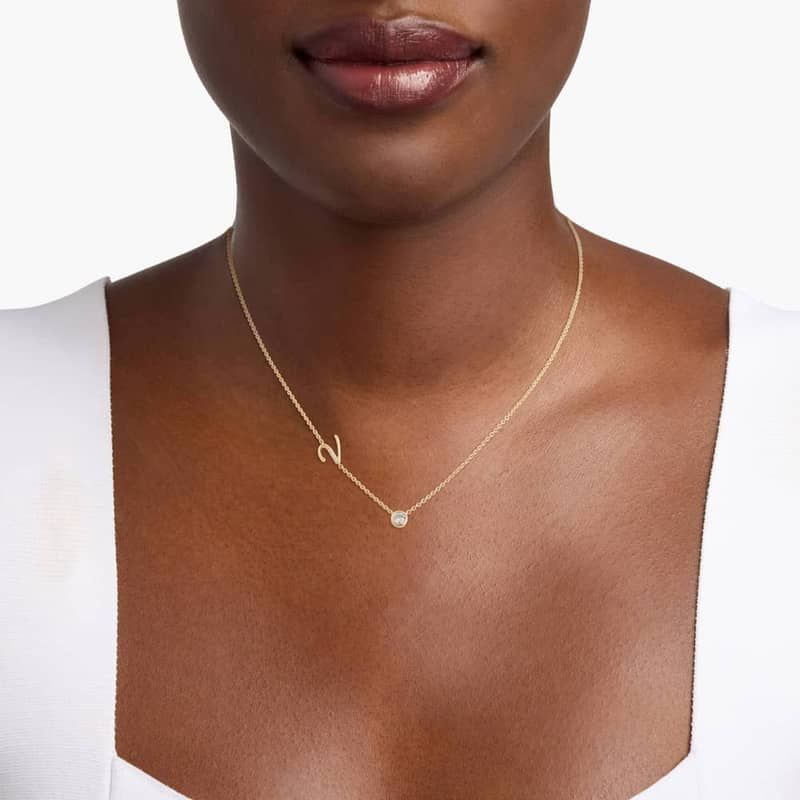 Chain-Set Initial V Necklace With Lab-Grown Diamonds In 14K Yellow Gold